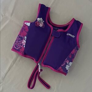 Speedo Kids Swim Vest - Purple and Pink Floral Design Age 4-6